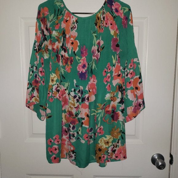 Avenue Plus Size Green Floral Pleated Blouse 18/20 - Picture 5 of 7